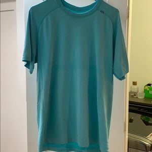 Men’s Lululemon stretch your head T-shirt